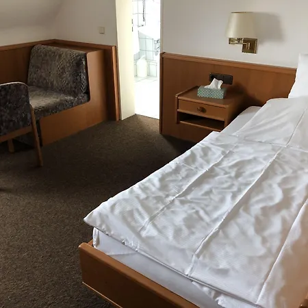 - Restaurant Reher Hof Otel Hagen (Arnsberg)